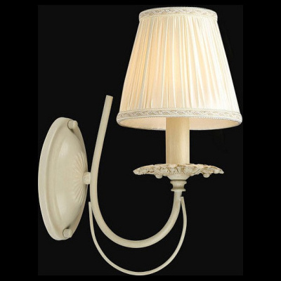 Бра Maytoni Olivia ARM326-01-W. Фото