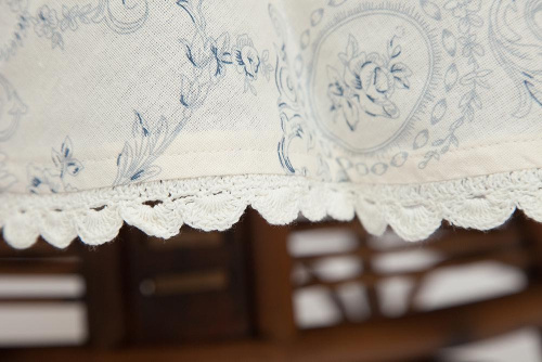 Скатерть в подарочной упаковке Secret De Maison Saint-Michel (150см х 150см). Фото №3