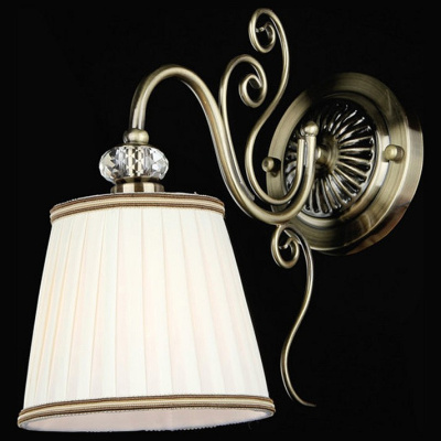 Бра Maytoni Vintage ARM420-01-R фото Бра Maytoni Vintage ARM420-01-R. Фото №2