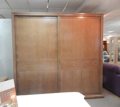 Шкаф-купе для одежды Соната ММ-283-01/02Р фото Шкаф-купе для одежды Соната ММ-283-01/02Р. Фото